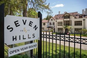 seven hills inn